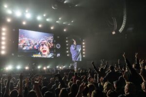 Adam Sandler Instagram - It was great driving down to San Diego and meeting you all. Fantastic night. Fantastic energy. Thanks for coming out and let’s do it again some time @viejasarena