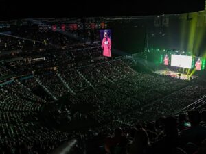 Adam Sandler Instagram - Sunday night in Tampa. Absolute beautiful crowd and loved you guys the whole night @amaliearena