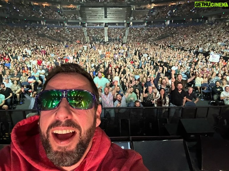 Adam Sandler Instagram - Sunday night in Tampa. Absolute beautiful crowd and loved you guys the whole night @amaliearena