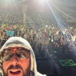 Adam Sandler Instagram - Amazing Friday night in Atlantic City. Beautiful energy and a beautiful time. Love you all @hardrockhcac