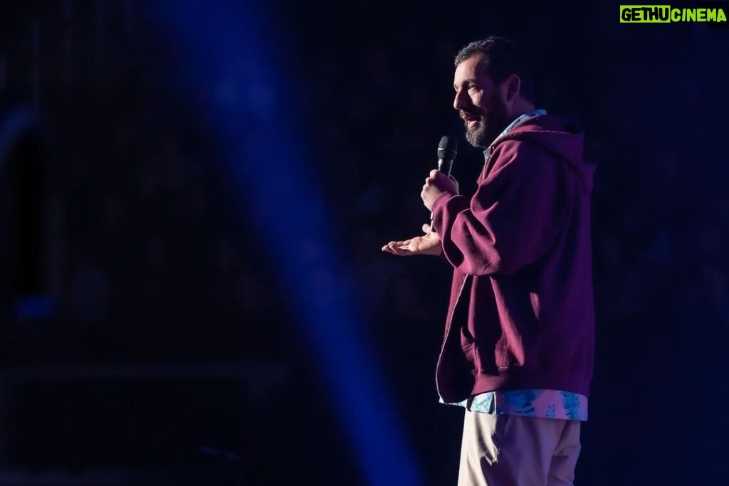 Adam Sandler Instagram - Long Island, that beautiful baby learned some nice new words tonight. Had a ball with you and won’t forget how much fun we had together @ubsarena