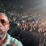 Adam Sandler Instagram - Long Island, that beautiful baby learned some nice new words tonight. Had a ball with you and won’t forget how much fun we had together @ubsarena