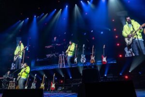 Adam Sandler Instagram - Hometown welcome was exceptional. Can’t thank you enough for making it so special. Love you all and won’t forget that night. Thanks for singing happy birthday to mom and thanks to Dan Patrick for popping on stage @snhuarena