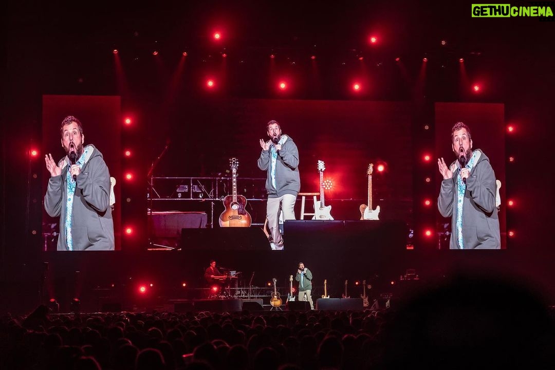 Adam Sandler Instagram - That was a heck of a hang, Allentown. Thanks for a great Friday night @pplcenter