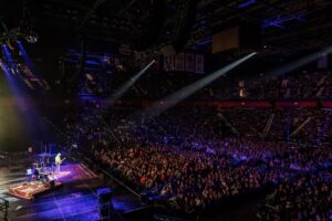 Adam Sandler Instagram - Night 1, lots of fun. Thank you for a tremendous night everyone @mohegansunarenapa