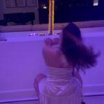 Addison Rae Instagram - Mood bc thanksgiving is #1 on Netflix in the US💋💋💋💋💋👠👠👠👠🎖️🎖️🎖️🎖️🎖️ thank yall we love yall ❤️❤️❤️❤️