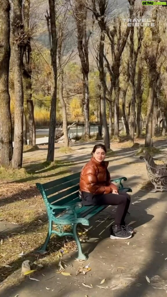 Aditi Bhatia Instagram - Actor Aditi Bhatia (@aditi_bhatia4) takes us on a trip to Kashmir. Don’t miss the stunning locales and the otherworldly beauty of the valleys and majestic peaks ❤️❤️. Take a look. Video Edited by : @sanyampurohit #Kashmir #travel #tlindia #goingplaceswithpeople