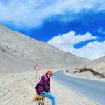 Aditi Dravid Instagram - Exactly a year to this magical solo trip ✨ Thankful to @bhatak_bhramar for making me do this and planning it perfectly for me! . . #aditidravid #lehladakh #dreamdestination #dreamtrip #solotravel #oneyear #takemeback