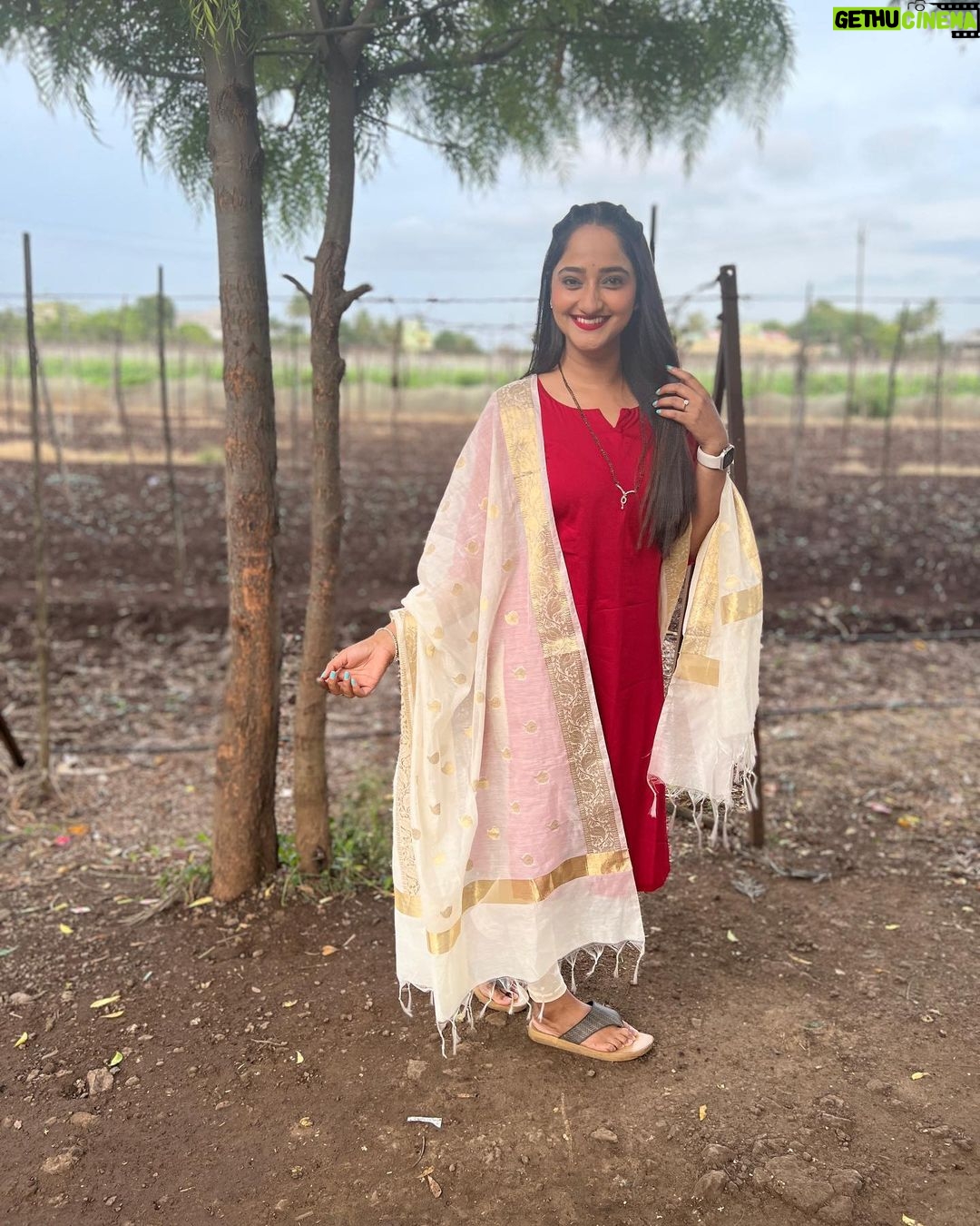 Aditi Dravid Instagram - The pictures that never made it to gram ♥️ i miss being her! #nandini #sundaramanamadhyebharali #colorsmarathi #throwback #aditivinayakdravid