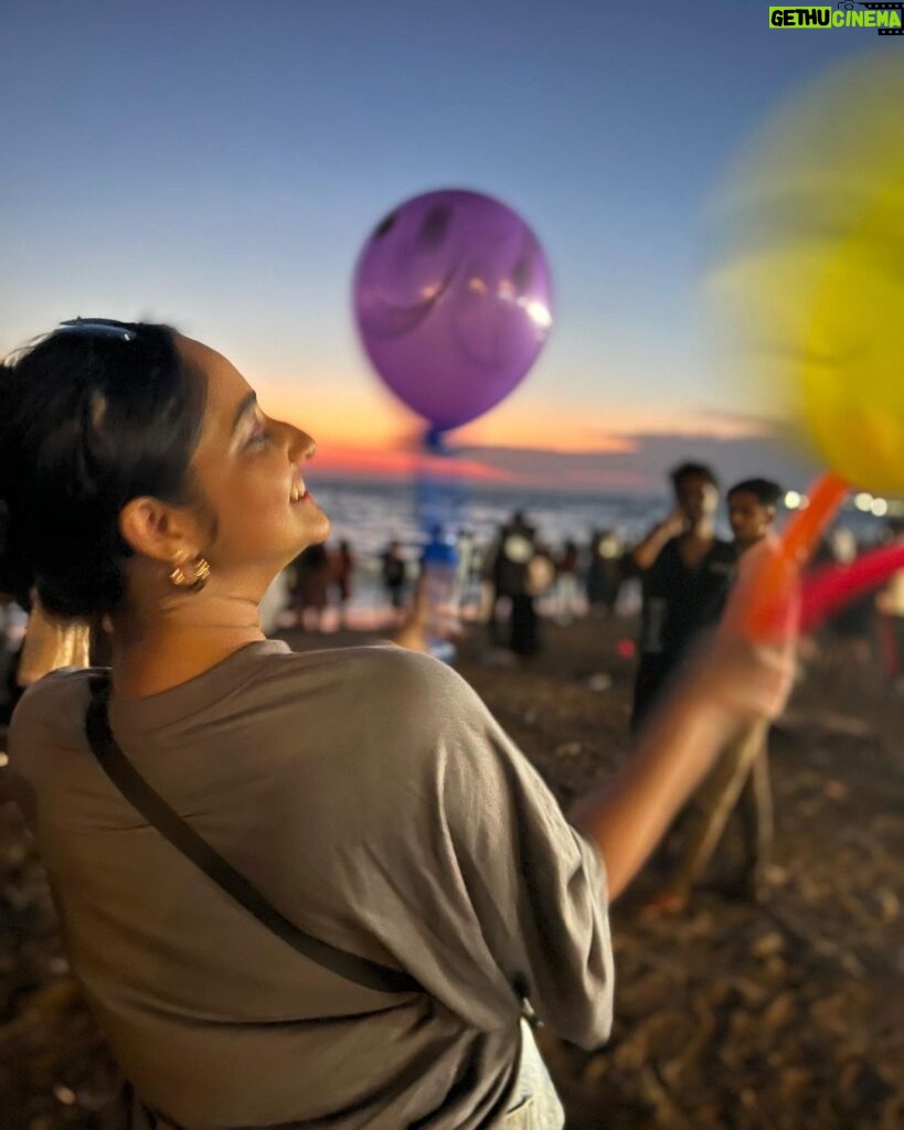 Aditi Dravid Instagram - Celebrating ‘Ijaad’ in Dadasaheb Phalake Film Festival, and launch of my clothing brand @thedresswali.co 🎈 Here’s to living the life i had always dreamt of! Cheers 🧿✨ #aditidravid #manifesting #dreams #livingmybestlife #ijaad #dadasahebphalkeaward #thedresswali #goodvibesonly #aditivinayakdravid