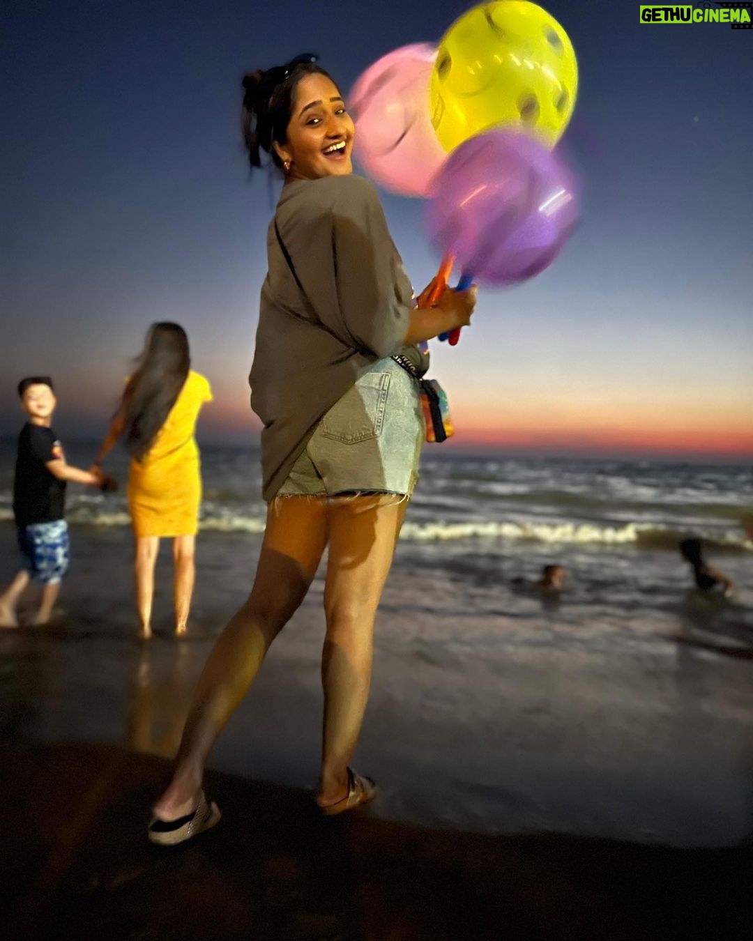 Aditi Dravid Instagram - Celebrating ‘Ijaad’ in Dadasaheb Phalake Film Festival, and launch of my clothing brand @thedresswali.co 🎈 Here’s to living the life i had always dreamt of! Cheers 🧿✨ #aditidravid #manifesting #dreams #livingmybestlife #ijaad #dadasahebphalkeaward #thedresswali #goodvibesonly #aditivinayakdravid