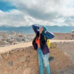 Aditi Dravid Instagram - Exactly a year to this magical solo trip ✨ Thankful to @bhatak_bhramar for making me do this and planning it perfectly for me! . . #aditidravid #lehladakh #dreamdestination #dreamtrip #solotravel #oneyear #takemeback