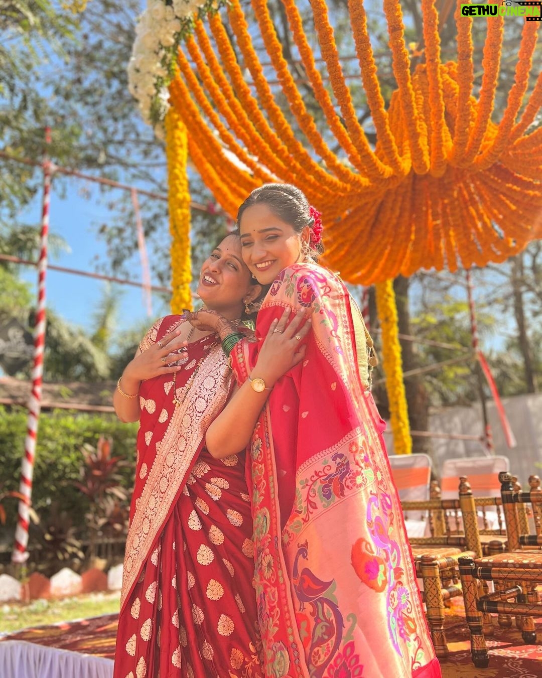 Aditi Dravid Instagram - From Me and Mine 🪔🧿❤️ #happydiwali