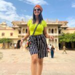 Aditi Dravid Instagram - ‘Jaipur, the city where history meets beauty!’ ☀️ . . #aditidravid #travelgram #workandtravel #jaipur #thepinkcity #culture #heritage #love Jaipur, Rajasthan