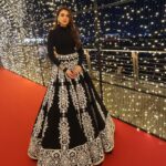 Aditi Rao Hydari Instagram - Thank you @diafaofficial for the honour and for the love. ❤️🥰👑 Wearing my dearest @manishmalhotra05 Styled by @sanamratansi Hair @laloge_uae @reemabousamra Jewellry @amrapalijewels