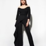 Aditi Rao Hydari Instagram – 🖤

@safiyaa_official 
@sukritigrover 
@charlottewang_hmua
@visualaffairs_va