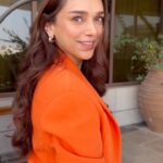 Aditi Rao Hydari Instagram - 🍊 @snbyshantanunikhil @sncricketclub @sanamratansi @shraddhamishra8 @arhconnect