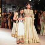 Aditi Rao Hydari Instagram - Aditi Rao Hydari for Ritu Kumar Couture’23 at India Couture Week. Aditi wears an exquisite lehenga, adorned with a Gazal Jacket, a masterpiece meticulously hand-embroidered to manifest unforgettable opulence. Each intricate stitch is a labor of love, woven skillfully with artistry passed down through generations. The Gazal jacket, with a touch of gold zardozi work, embraces the grace of the traditional Kashmiri design, while the lehenga exudes a timeless elegance adorned with geometric & floral motifs seamlessly creating a blend of tradition and modernity. @reliancebrandsItd @fdciofficial Jewellery by @thegempalace #RituKumar #AditiRaoHydari #RKWoman #ICW23 #TheOG