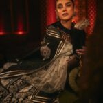 Aditi Rao Hydari Instagram - @aditiraohydari for MEHFIL-e-HUSN | Couture’24 Photography - @karishmabediphotography Show directors - @preferredprofessionals @aparnabahlbedi @anishabahl Showstopper - @aditiraohydari Aditi’s HMU - @eltonjfernandez Styling - @shauryaathley Assisted Styling - @aprajitapuri @janvhijaiswal @janhvikohlii Head of operations - @divishlist PR and comms - @tccggd @arjundevsawhney Set design - @scenografiasumant @sumantjayakrishnan HMU - @diva_rose21 @glowupwithguru Videography - @cnxinsta Production - @glitzproductions_ @tript_dhawan Backstage & Talent coordination - @pujankapursharma Dancer - @suhail.bhan Light and sound - @igldesign Music - @jittervision Sound operator - @dj_parikshit_m Jewelry- @ajewelsbyanmol Floral accessories- @roma__bahl Location - @amaarafarms @shivangupta Food partner - @indulgeatbaraat Celebration partner - @diageo Invite design - @kapil_edc . . . #SidTytler #SiddarthaTytler #Fashion #India #IndianFashion #Luxury #Delhi #Style #Menswear #Indianfashion #ShopNow #indiandesigner #Menstyle #Womenswear #Womensfashion #couture #indiancouture