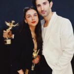 Aditi Rao Hydari Instagram - The beginning of a jubilee year with the bestest team Love you all 3000 Thank you @iwmbuzz for the love @motwayne @pratik8shah @atulsanalog @aparnapurohit @ishikamohanmotwane @prosenstar @sidhant @aparshakti_khurana Thank you @primevideoin and @dipa.demotwane for making jubilee happen with so much love and togetherness… special forever ❤️