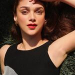 Aditi Rao Hydari Instagram – Sunkissed 
With @lorealparis colour riche 
Shade- 666 ‘I win’ 
#walkyourworth
#cannes2023 
❤️

@miteshrajani 
@sanamratansi 
@vaishnavpraveen 
@atelierpattyang