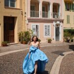 Aditi Rao Hydari Instagram - Nice to meet you again Cannes 💙 #walkyourworth #cannes2023 @lorealparis @festivaldecannes Outfit- @oscardelarenta Earrings - @tuula.jewellery Shoes- @katmaconie Style - @sanamratansi Assisted by - @rhiakapoor @abhimanyudessai @ankitha_chauhan HMU - @miteshrajani Photographs - @vaishnavpraveen @thehouseofpixels