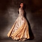 Aditi Rao Hydari Instagram – ✨

Outfit- @delhivintageco_
Jewellery- @silverstreakstore 
Footwear- @aprajitatoorofficial
HMU- @charlottewang_hmua
Styled by – @sukritigrover
Styling Team- @vanigupta.23 @harshitasaga01 @bitofbash 
📸- @nupuragarwal__
