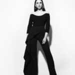 Aditi Rao Hydari Instagram – 🖤

@safiyaa_official 
@sukritigrover 
@charlottewang_hmua
@visualaffairs_va