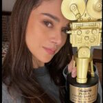 Aditi Rao Hydari Instagram – Happiness! 🥰

 Sumitra kumari and Anarkali feel the love 
Thank you @motwayne and @scalpelloron
@primevideoin @zeestudiosofficial 

Thaaaaaank you @realbollywoodhungama
for this!
❤️