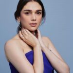 Aditi Rao Hydari Instagram - 🦋 Outfit- @Eli.thelabel @vandafashionagency Earrings- @shoppaksha Rings- @irasvafinejewellery Footwear-@jimmychoo Stlyed by - @sanamratansi Hmu- @charlottewang_hmua Team - @jannat__r 📸- @sandeshparulkar