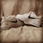 Adrian Groulx Instagram - Absaloutly in LOVE with these air force 1's there so comfy look 🔥 and are overall amazing, words cant explain how perfect these shoes are ❤️😁