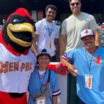 Adrian Groulx Instagram - Had such a great time at the game with @bradleyconstant @ulilatukefu @officialjosephleeanderson @staceyleilua ❤️❤️❤️❤️ @memphisredbirds