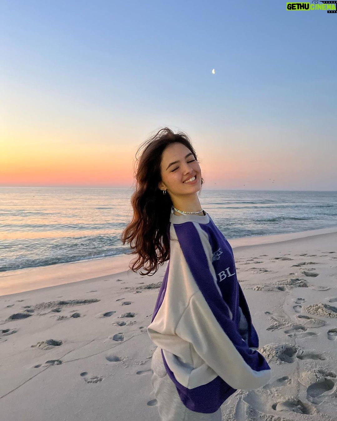 Adriana Camposano Instagram - 5:55 🌅 Seaside Heights, NJ