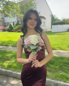 Adriana Camposano Instagram - jprom⭐️💐🎠💝🪩