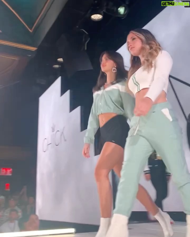 Adriana Camposano Instagram - Bigπ!!!!!!!! Happy birthday to my favorite person in the π. I β€οΈ U more than life. Thank u for being my best friend and sister since foreverπΈπΌπΈπ» Never change baeβ¨πππππ