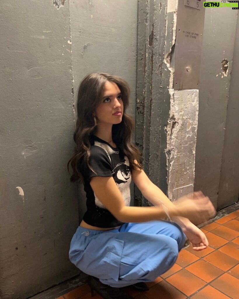 Adriana Camposano Instagram - focus Manhattan, New York
