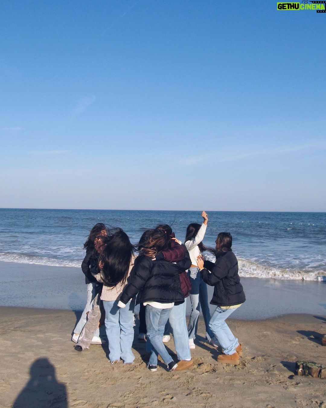 Adriana Camposano Instagram - 🫂🤎 Rehoboth Beach, Delaware