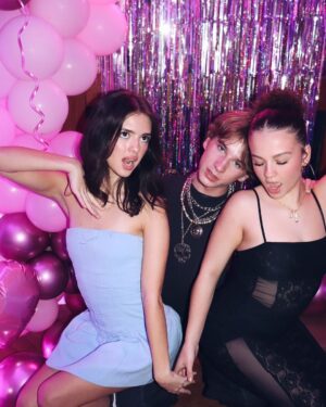 Adriana Camposano Instagram - the party never ends