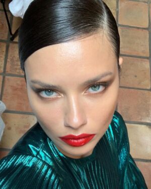 Adriana Lima Instagram - 🐉The caption is yours....🐉