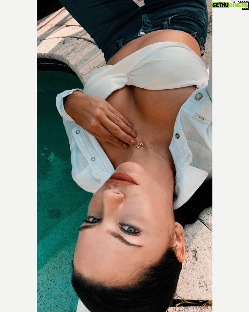 Adriana Lima Instagram - This beautiful new #LVVolt necklace has me turned upside down... Thank You @louisvuitton for my beautiful gift ⚡️