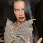 Adriana Lima Instagram - 🔥And just like that….. She’s back🔥 makeup @patrickta 🔥hair @dimitrishair 🔥style @stylememaeve 🔥 Los Angeles, California