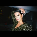 Adriana Lima Instagram - 🌙 Nyc #tbt Photo: @ysaperez (miss you girl) 🤍