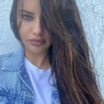 Adriana Lima Instagram - 💎 'Cause every night I lie in bed The brightest colors fill my head A million dreams are keeping me awake I think of what the world could be A vision of the one I see A million dreams is all it's gonna take A million dreams for the world we're gonna make - Million Dreams “The greatest show man”💎