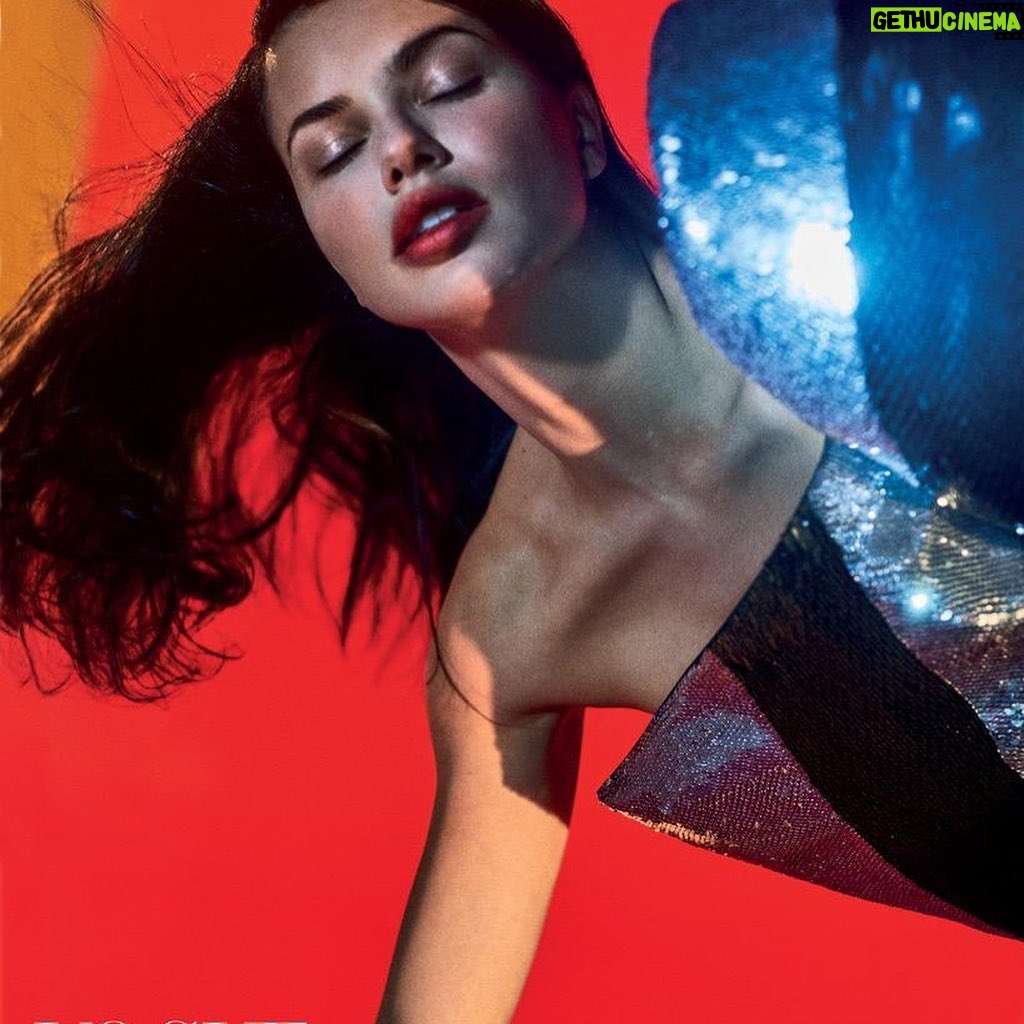 Adriana Lima Instagram - ✨ Honer and grateful to @mrarnaut to have the opportunity to fulfill a dream on being part of @voguearabia. Pictures by the iconic surreal photographer @elizavetaporodina ✨