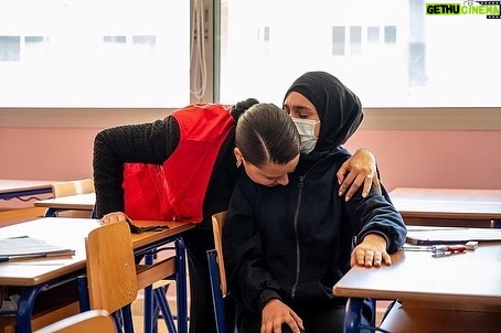 Adriana Lima Instagram - "Education is the right of every child for a brighter future. Today, I am with @EducationAboveAll_eaa to witness the effect of the 2020 Beirut explosion that destroyed schools and threatened the ability of over 85,000 students to access education. EAA and its partners have been helping students by rehabilitating schools and learning spaces, and providing more than 2000 scholarships to refugees and Lebanese students alike through support provided by @Qatar_Fund." @Educationaboveall_eaa, @UNESCO_Beirut, @AUB_Lebanon @Sparkorg Photo: @ammarparis Beirut, Lebanon