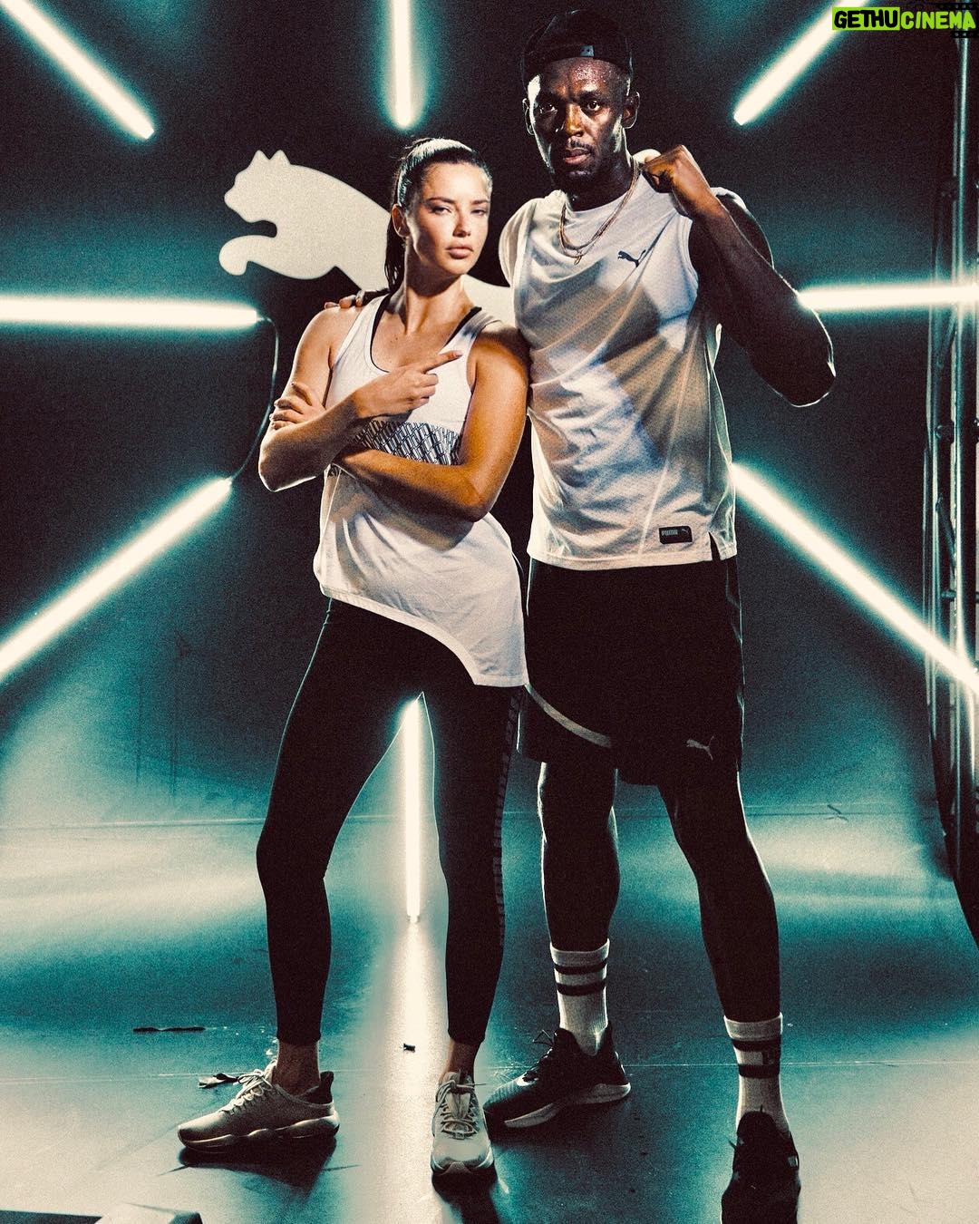 Adriana Lima Instagram - 👉🤛 a GOOD team @usainbolt 📸 @ysaperez