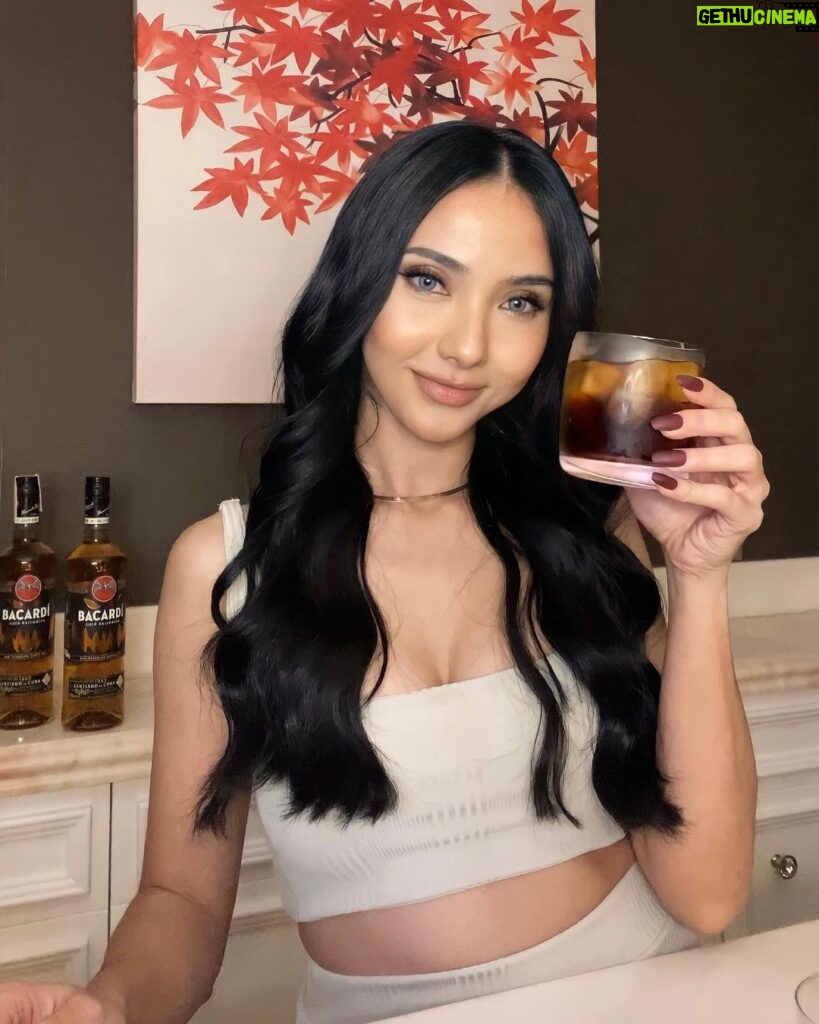 Adrianna So Instagram - Get your hands on a bottle of @bacardi Rum and enjoy a glass of your new favorite cocktail. Cheers! ✨ #DoWhatMovesYou lazada.com.ph/shop/bacardi-martini
