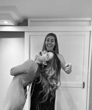 Afra Saraçoğlu Instagram - With huge love to all the YÇ fans around the world ❤️