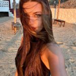 Afra Saraçoğlu Instagram - 🖤