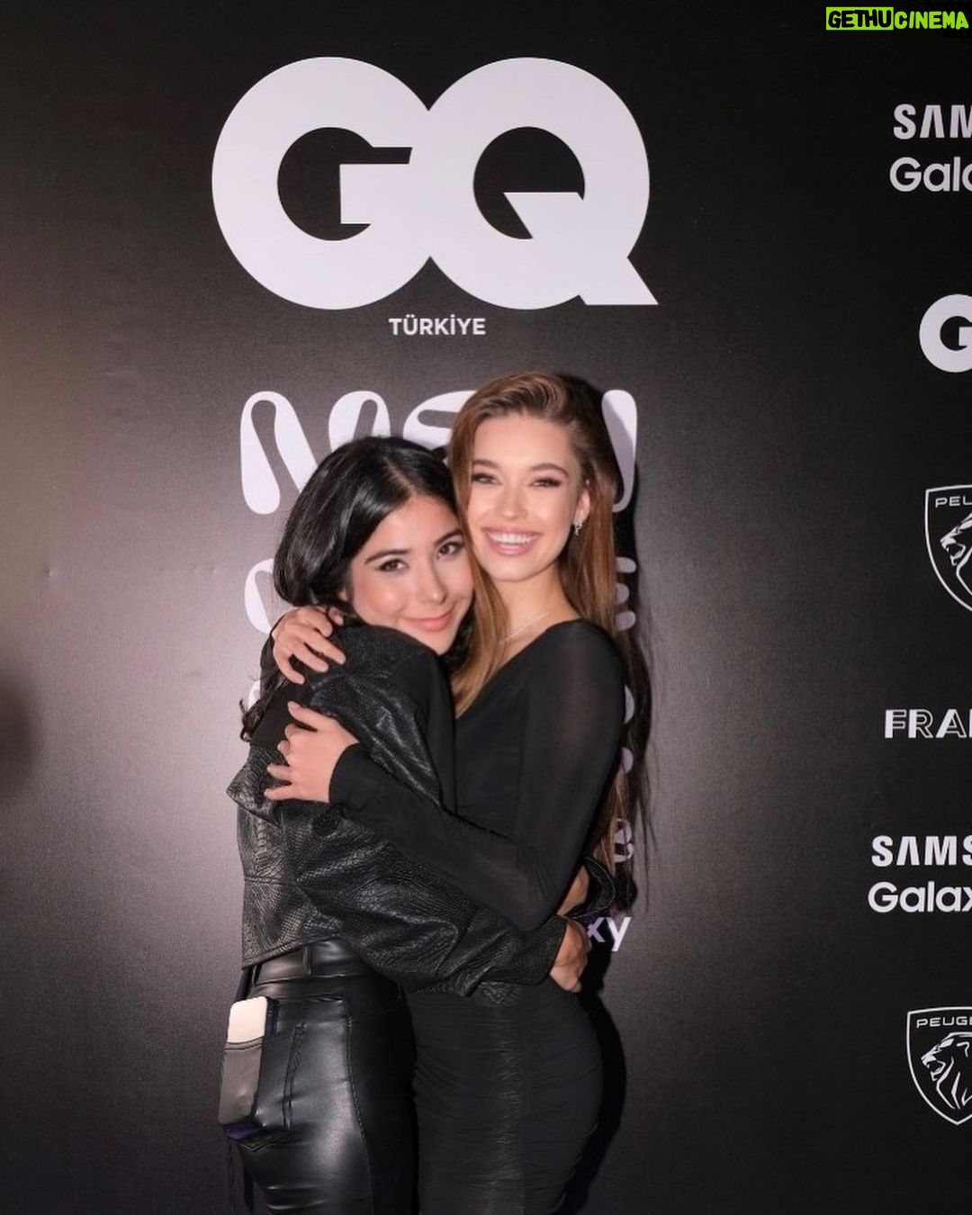 Afra Saraçoğlu Instagram - Last nite #gqkickoff ✨